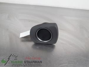 Gebruikte Luchtrooster zijkant Toyota Yaris III (P13) 1.5 16V Hybrid Prijs € 45,00 Margeregeling aangeboden door Kleine Staarman B.V. Autodemontage