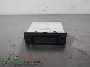 Gebruikte Display Interieur Nissan Micra (K12) 1.2 16V Prijs € 42,50 Margeregeling aangeboden door Kleine Staarman B.V. Autodemontage