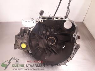 Gebruikte Versnellingsbak Toyota Avensis Verso (M20) 2.0 16V VVT-i D-4 Prijs € 165,00 Margeregeling aangeboden door Kleine Staarman B.V. Autodemontage