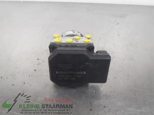 Gebruikte ABS Pomp Kia Cerato 2.0 CRDi 16V Prijs € 62,50 Margeregeling aangeboden door Kleine Staarman B.V. Autodemontage