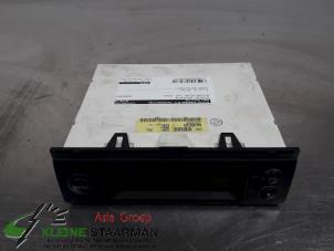 Gebruikte Display Interieur Nissan Micra (K12) 1.4 16V Prijs € 42,50 Margeregeling aangeboden door Kleine Staarman B.V. Autodemontage