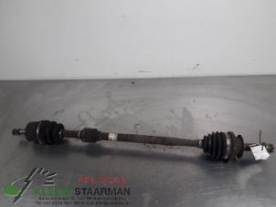 Gebruikte Homokineetas rechts-voor Hyundai Trajet 2.0 CVVT 16V Prijs € 45,00 Margeregeling aangeboden door Kleine Staarman B.V. Autodemontage