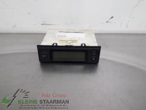 Gebruikte Display Interieur Nissan Micra (K12) 1.2 16V Prijs € 42,50 Margeregeling aangeboden door Kleine Staarman B.V. Autodemontage