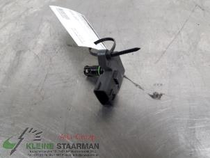 Gebruikte Luchtregelklep Nissan Micra (K12) 1.2 16V Prijs € 42,50 Margeregeling aangeboden door Kleine Staarman B.V. Autodemontage