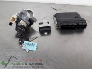 Gebruikte Kontaktslot + computer Toyota Avensis Wagon (T27) 1.8 16V VVT-i Prijs € 175,00 Margeregeling aangeboden door Kleine Staarman B.V. Autodemontage
