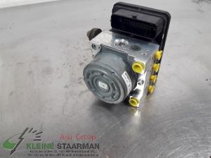 Gebruikte ABS Pomp Mitsubishi ASX 1.8 DI-D MIVEC 16V 4x4 Prijs € 62,50 Margeregeling aangeboden door Kleine Staarman B.V. Autodemontage