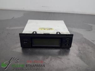 Gebruikte Display Interieur Nissan Micra (K12) 1.4 16V Prijs € 42,50 Margeregeling aangeboden door Kleine Staarman B.V. Autodemontage