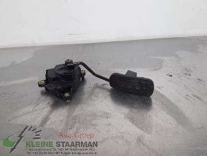 Gebruikte Gaspedaalpositie Sensor Nissan Micra (K12) 1.4 16V Prijs € 42,50 Margeregeling aangeboden door Kleine Staarman B.V. Autodemontage