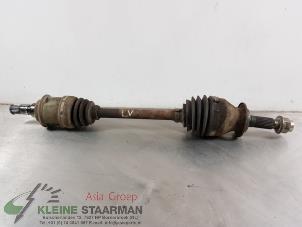 Gebruikte Aandrijfas links-voor Daihatsu Terios (J2) 1.5 16V DVVT 4x4 Euro 4 Prijs € 45,00 Margeregeling aangeboden door Kleine Staarman B.V. Autodemontage