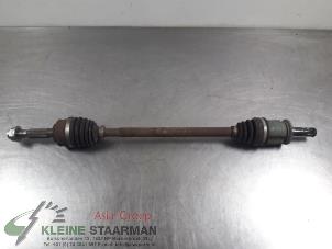 Gebruikte Aandrijfas links-achter Mitsubishi ASX 2.2 DI-D 16V 4WD Prijs € 78,65 Inclusief btw aangeboden door Kleine Staarman B.V. Autodemontage