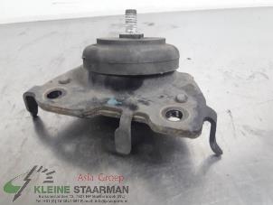 Gebruikte Motorrubber Toyota Tundra (K5/K6) 5.7 V8 32V Dual VVT-I 4WD Prijs op aanvraag aangeboden door Kleine Staarman B.V. Autodemontage