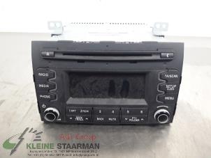 Gebruikte Radio CD Speler Kia Sportage (SL) 1.7 CRDi 16V 4x2 Prijs op aanvraag aangeboden door Kleine Staarman B.V. Autodemontage