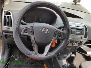Gebruikte Cockpit Hyundai i20 1.2i 16V Prijs € 100,00 Margeregeling aangeboden door Kleine Staarman B.V. Autodemontage