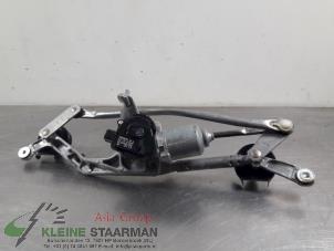 Gebruikte Ruitenwismotor + Mechaniek Toyota Auris Touring Sports (E18) 1.8 16V Hybrid Prijs € 62,50 Margeregeling aangeboden door Kleine Staarman B.V. Autodemontage