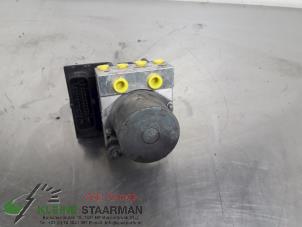 Gebruikte ABS Pomp Kia Cee'd (EDB5) 1.6 CVVT 16V Autom. Prijs € 62,50 Margeregeling aangeboden door Kleine Staarman B.V. Autodemontage