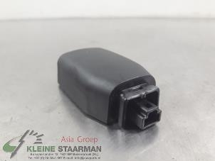 Gebruikte Regensensor Toyota Yaris III (P13) 1.5 16V Dual VVT-iE Prijs € 45,00 Margeregeling aangeboden door Kleine Staarman B.V. Autodemontage