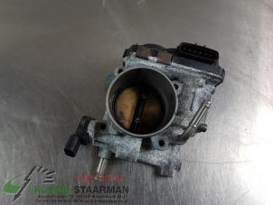 Gebruikte Gasklephuis Subaru Outback (BP) 2.5 16V Prijs € 42,50 Margeregeling aangeboden door Kleine Staarman B.V. Autodemontage