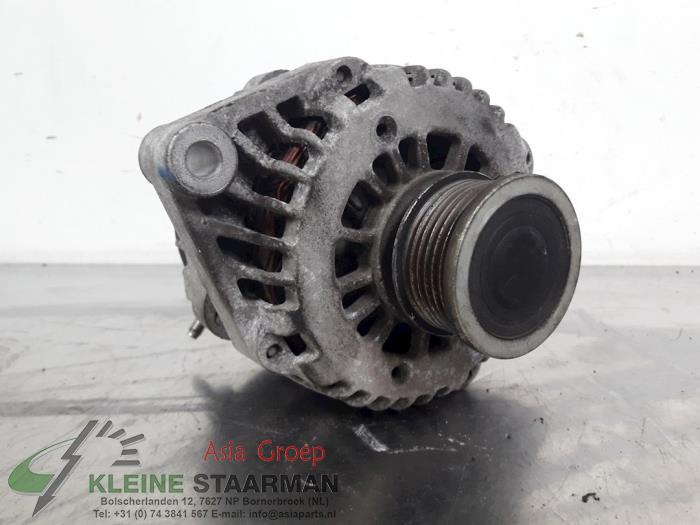 Dynamo van een Daewoo Orlando (YYM/YYW) 2.0 D 16V 2012