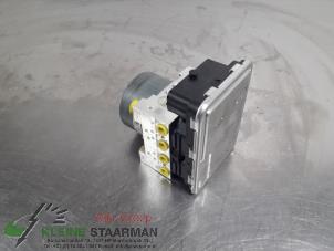 Gebruikte ABS Pomp Hyundai Kona (OS) 1.0 T-GDI 12V Prijs € 125,00 Margeregeling aangeboden door Kleine Staarman B.V. Autodemontage