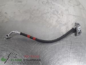 Gebruikte Remslang achter Hyundai Kona (OS) 1.0 T-GDI 12V Prijs € 42,50 Margeregeling aangeboden door Kleine Staarman B.V. Autodemontage
