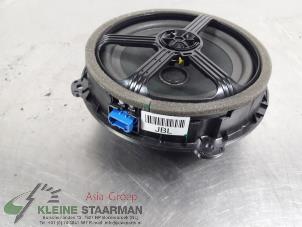 Gebruikte Luidspreker Kia Optima Sportswagon (JFF) 1.7 CRDi 16V Prijs op aanvraag aangeboden door Kleine Staarman B.V. Autodemontage