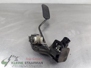 Gebruikte Gaspedaalpositie Sensor Toyota Avensis Verso (M20) 2.0 16V VVT-i D-4 Prijs op aanvraag aangeboden door Kleine Staarman B.V. Autodemontage