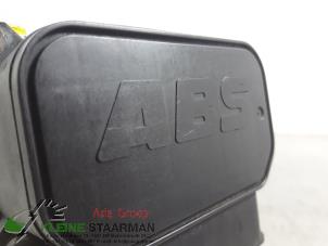 Gebruikte ABS Pomp Mazda MX-5 (NB18/35/8C) 1.8i 16V Prijs € 62,50 Margeregeling aangeboden door Kleine Staarman B.V. Autodemontage