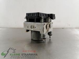 Gebruikte ABS Pomp Mitsubishi Outlander (CU) 2.0 16V 4x2 Prijs € 62,50 Margeregeling aangeboden door Kleine Staarman B.V. Autodemontage