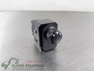 Gebruikte Spiegel Schakelaar Suzuki S-Cross (AD) 1.6 16V 4x4 Prijs op aanvraag aangeboden door Kleine Staarman B.V. Autodemontage