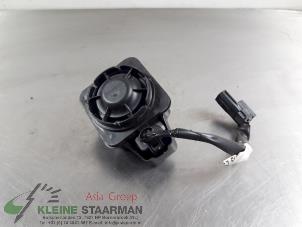 Gebruikte Alarm sirene Mazda CX-5 (KE,GH) 2.0 SkyActiv-G 165 16V 2WD Prijs op aanvraag aangeboden door Kleine Staarman B.V. Autodemontage