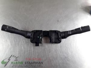 Gebruikte Licht + Raw Schakelaar Nissan Juke (F15) 1.6 16V Prijs € 75,00 Margeregeling aangeboden door Kleine Staarman B.V. Autodemontage