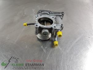 Gebruikte Gasklephuis Hyundai iX35 (LM) 1.6 GDI 16V Prijs € 62,50 Margeregeling aangeboden door Kleine Staarman B.V. Autodemontage