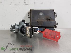 Gebruikte Kontaktslot + computer Mazda MX-5 (NC18/1A) 1.8i 16V Prijs € 150,00 Margeregeling aangeboden door Kleine Staarman B.V. Autodemontage