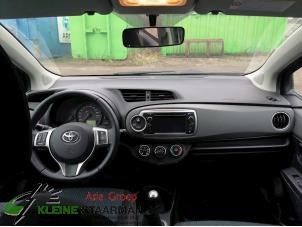 Gebruikte Airbag Set + Module Toyota Yaris III (P13) 1.0 12V VVT-i Prijs op aanvraag aangeboden door Kleine Staarman B.V. Autodemontage