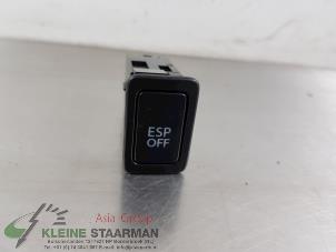 Gebruikte ESP Schakelaar Suzuki Swift (ZA/ZC/ZD1/2/3/9) 1.6 Sport VVT 16V Prijs € 42,50 Margeregeling aangeboden door Kleine Staarman B.V. Autodemontage