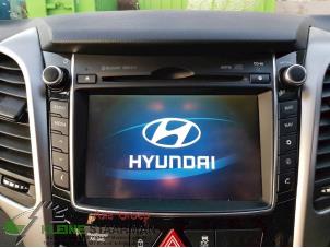 Gebruikte Navigatie Systeem Hyundai i30 Wagon (GDHF5) 1.6 CRDi 16V VGT Prijs op aanvraag aangeboden door Kleine Staarman B.V. Autodemontage