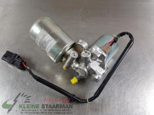 Gebruikte Rembooster Toyota C-HR (X1,X5) 1.8 16V Hybrid Prijs € 250,00 Margeregeling aangeboden door Kleine Staarman B.V. Autodemontage