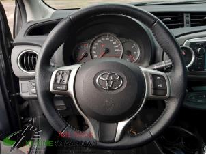 Gebruikte Stuurwiel Toyota Yaris III (P13) 1.0 12V VVT-i Prijs op aanvraag aangeboden door Kleine Staarman B.V. Autodemontage