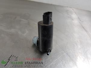 Gebruikte Ruitensproeierpomp voor Suzuki Splash 1.2 16V Prijs € 42,50 Margeregeling aangeboden door Kleine Staarman B.V. Autodemontage