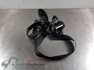 Gebruikte Veiligheidsgordel midden-achter Toyota Verso S 1.33 16V Dual VVT-I Prijs € 60,00 Margeregeling aangeboden door Kleine Staarman B.V. Autodemontage