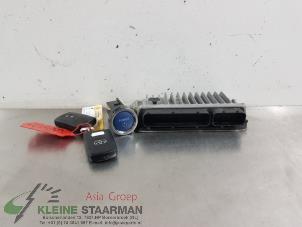 Gebruikte Kontaktslot + computer Toyota Auris (E18) 1.8 16V Hybrid Prijs € 200,00 Margeregeling aangeboden door Kleine Staarman B.V. Autodemontage