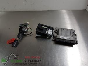 Gebruikte Kontaktslot + computer Nissan Juke (F15) 1.2 DIG-T 16V Prijs € 250,00 Margeregeling aangeboden door Kleine Staarman B.V. Autodemontage