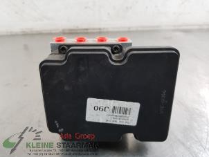 Gebruikte ABS Pomp Kia Ceed (CDB5/CDBB) 1.0i T-GDi 12V Prijs € 200,00 Margeregeling aangeboden door Kleine Staarman B.V. Autodemontage