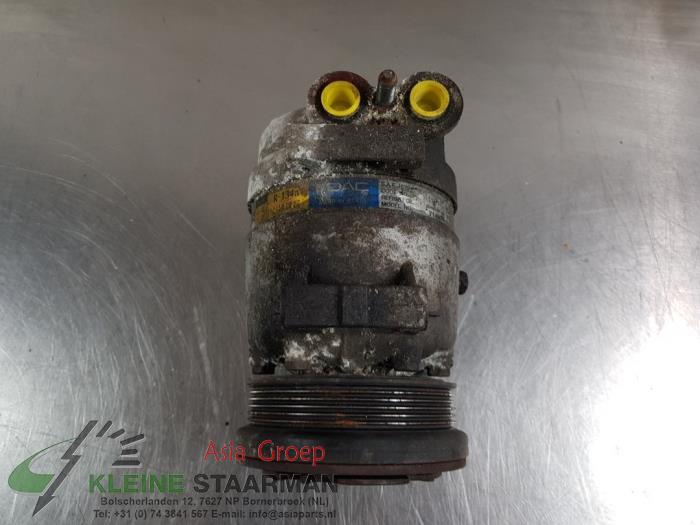 Aircopomp van een Daewoo Kalos (SF48) 1.4 16V 2007