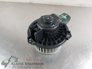 Gebruikte Kachel Ventilatiemotor Suzuki Alto (GF) 1.0 12V Prijs op aanvraag aangeboden door Kleine Staarman B.V. Autodemontage