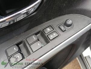 Gebruikte Ruit schakelaar elektrisch Suzuki SX4 S-Cross (JY) 1.4 Booster Jet Turbo 16V Prijs € 75,00 Margeregeling aangeboden door Kleine Staarman B.V. Autodemontage