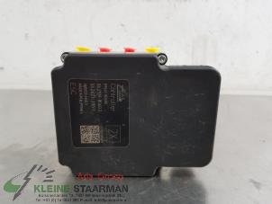 Gebruikte ABS Pomp Toyota Yaris III (P13) 1.5 16V Dual VVT-iE Prijs € 250,00 Margeregeling aangeboden door Kleine Staarman B.V. Autodemontage