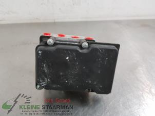 Gebruikte ABS Pomp Mitsubishi Colt (Z2/Z3) 1.3 16V Prijs € 75,00 Margeregeling aangeboden door Kleine Staarman B.V. Autodemontage