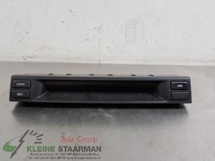 Gebruikte Display Interieur Mazda 6 Sport (GG14) 1.8i 16V Prijs € 50,00 Margeregeling aangeboden door Kleine Staarman B.V. Autodemontage