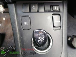 Gebruikte AUX/USB aansluiting Toyota Auris Touring Sports (E18) 1.8 16V Hybrid Prijs op aanvraag aangeboden door Kleine Staarman B.V. Autodemontage
